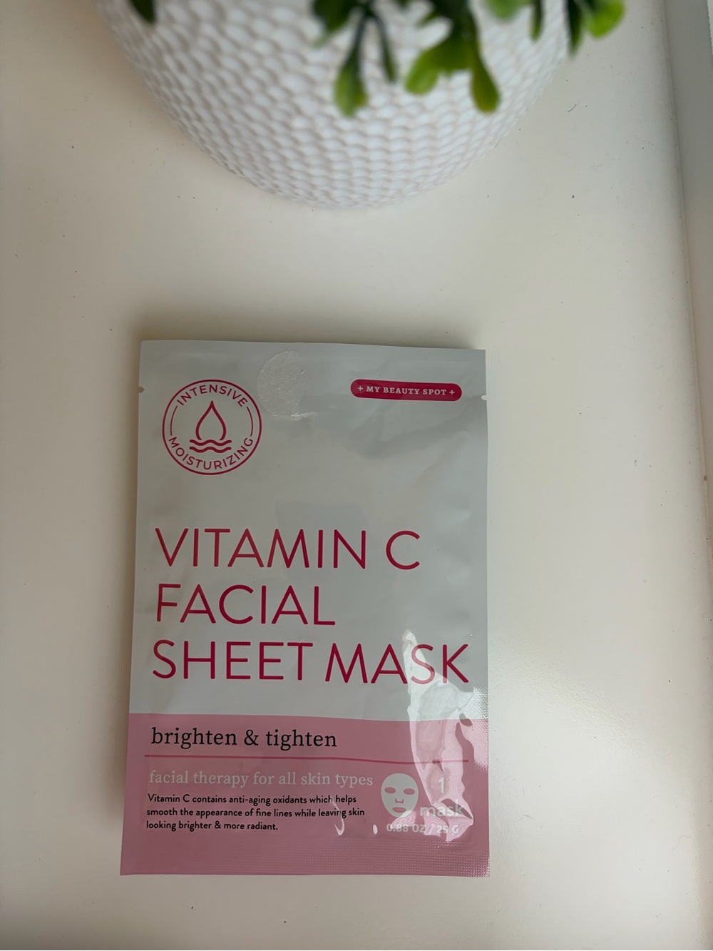 Vitamin C Facial Sheet Mask - Brighten & Tighten (Pink)